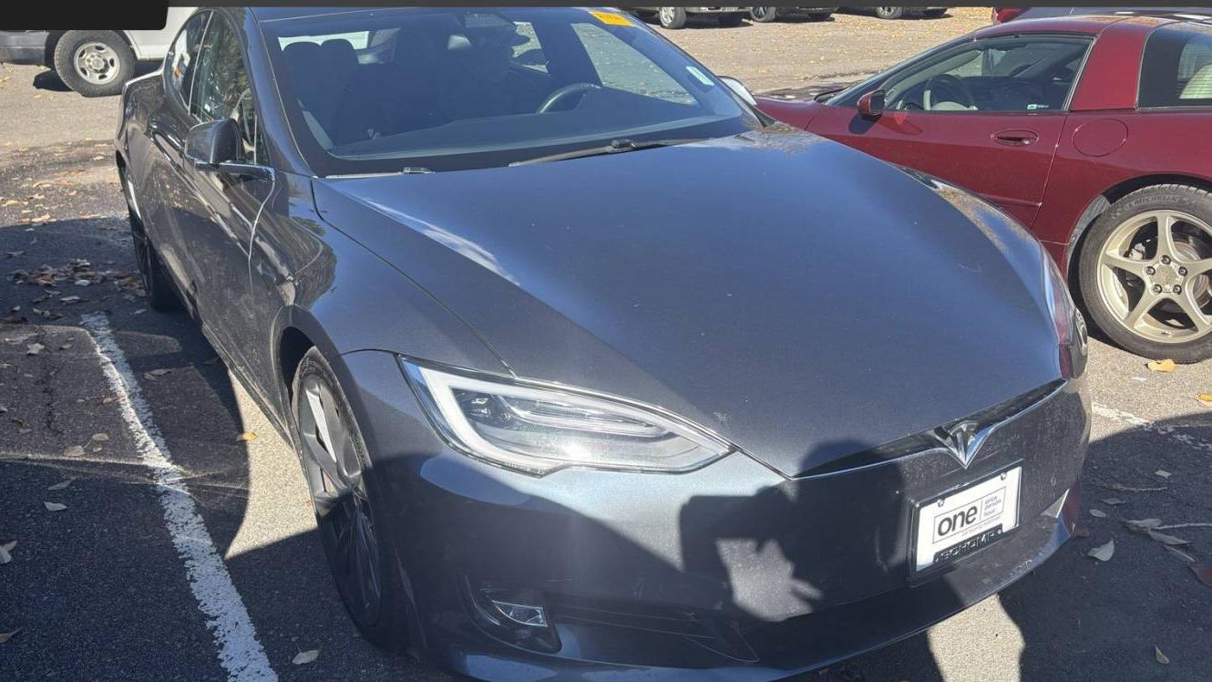 TESLA MODEL S 2019 5YJSA1E46KF330771 image